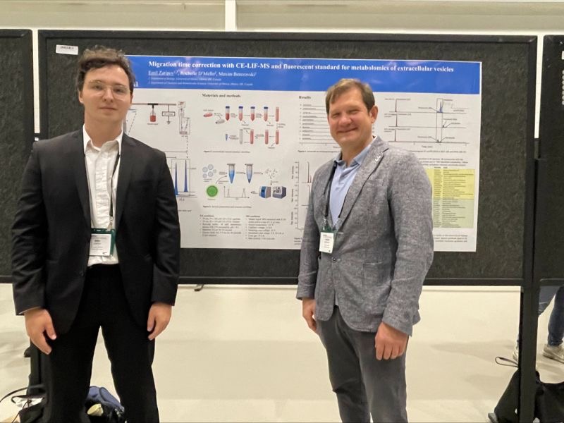 Emil Zaripov received an award for the poster in Analytical Division at ccce2022